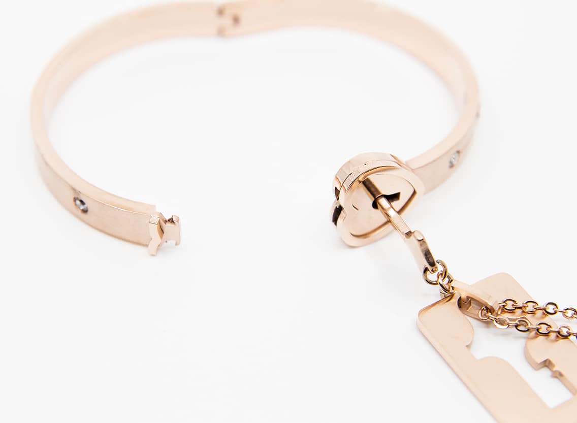 Forever Mine Submissive Bracelet Rose Gold Unlocked