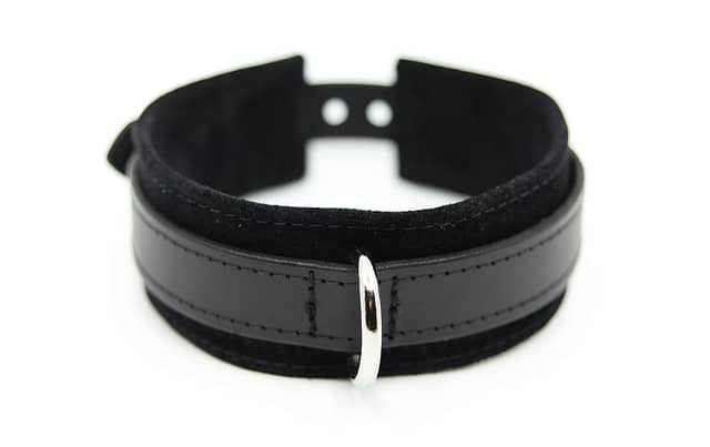 Large & Not Incharge Submissive Training Collar Black
