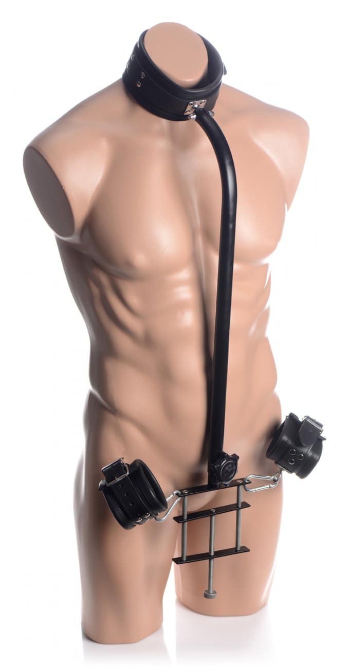 Cock Pillory With Mannequin