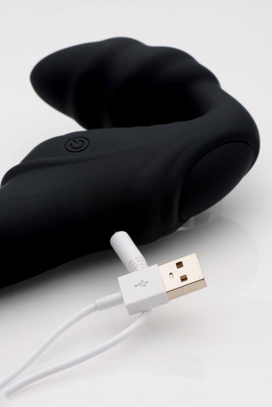 Wireless Strapless Strap on Vibrator Charging